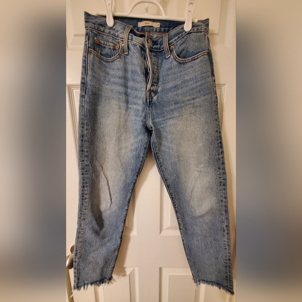 Levi's High Rise Light Blue Jeans